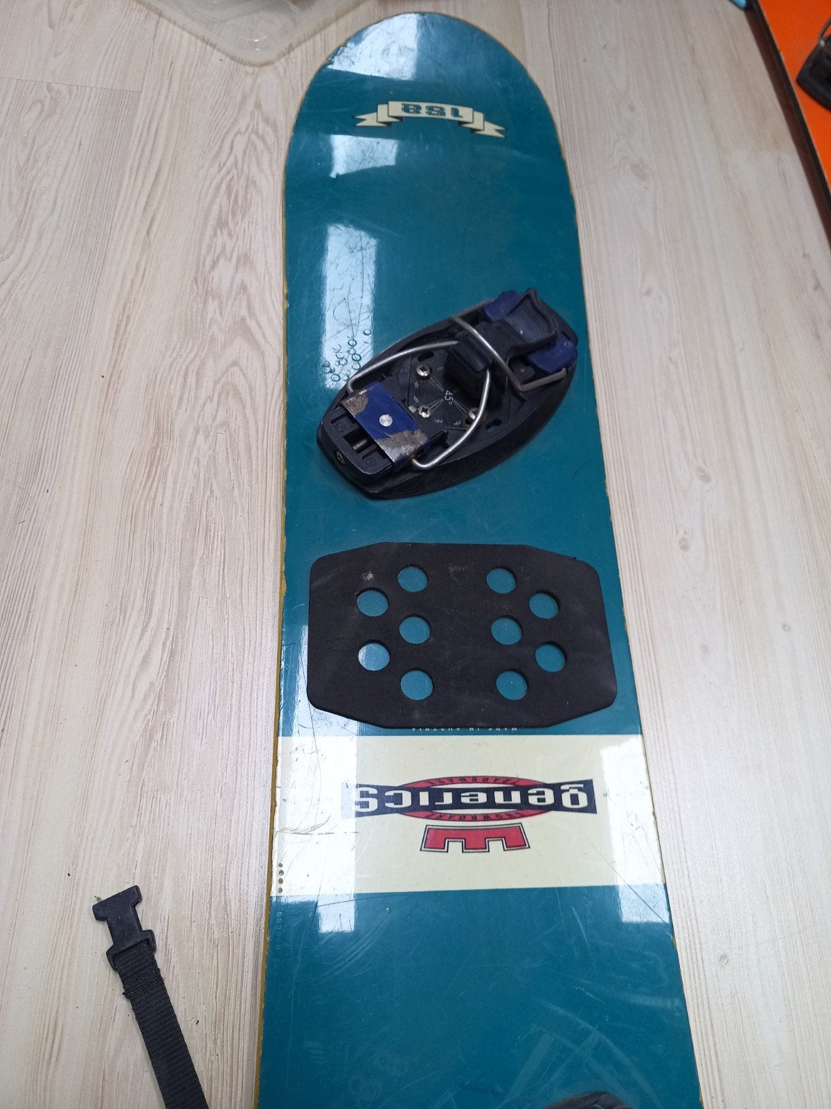 Vintage Snowboard met Bindingen - Generics, Sport en Fitness, Snowboarden, Ophalen of Verzenden