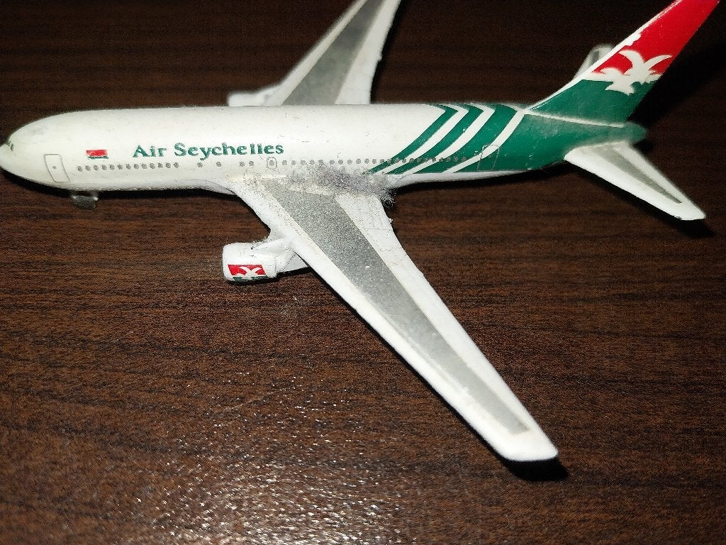 Air Seychelles Boeing 767 1/600 schaalmodel Schabak, Ophalen of Verzenden, Gebruikt, Schaalmodel