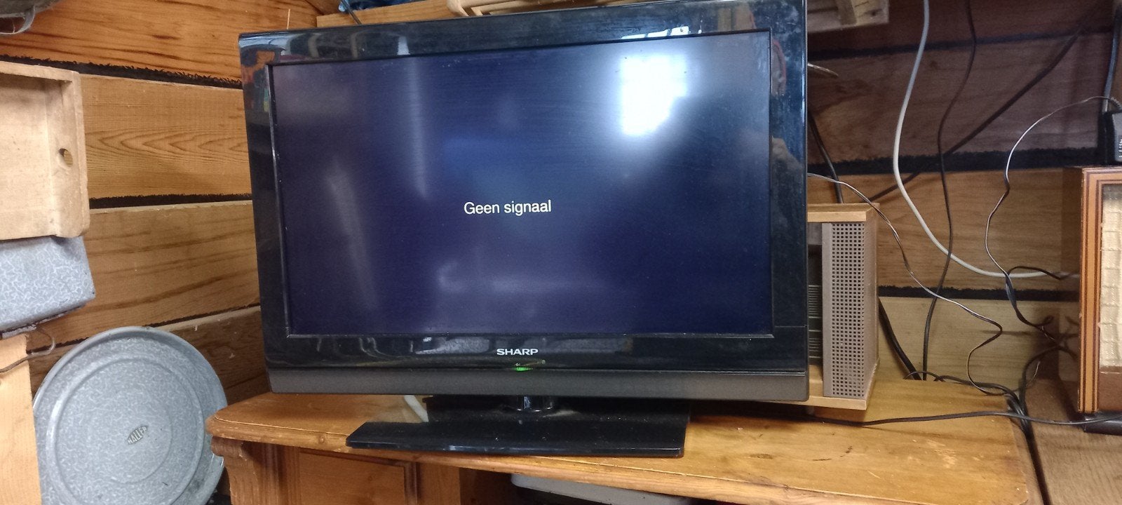 Sharp LC-26SH330E LCD TV - Goede staat, Ophalen, 50 Hz, Zo goed als nieuw, Sharp