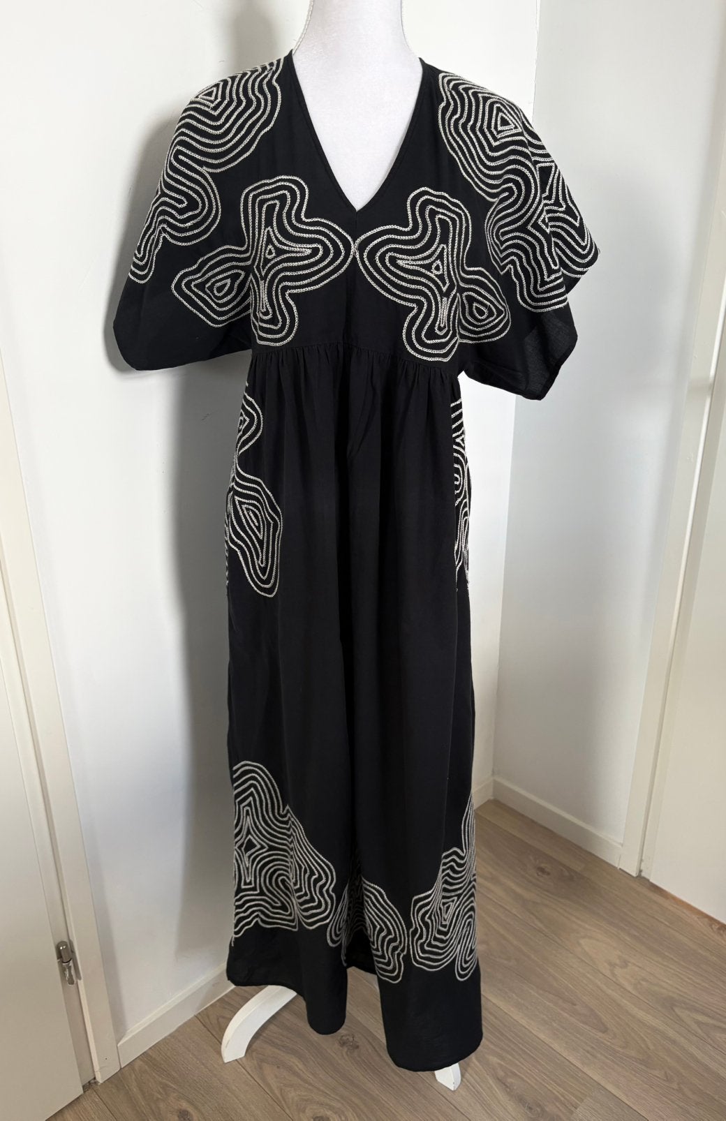 Zwarte lange jurk - Sacrecoeur - maat S, Kleding | Dames, Zwart, Ophalen of Verzenden, Zo goed als nieuw, Maat 36 (S)