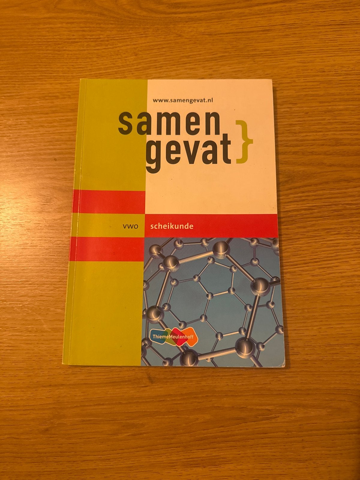 Samengevat VWO Scheikunde - Thiememeulenhoff, Boeken, Studieboeken en Cursussen, Ophalen of Verzenden, Beta, Zo goed als nieuw