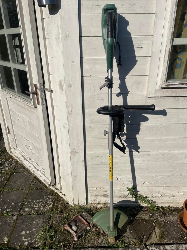 Bosch bosmaaier AFS 23-37 - Nieuw draad nodig, Ophalen, Gebruikt, 30 tot 50 cm, Elektrisch