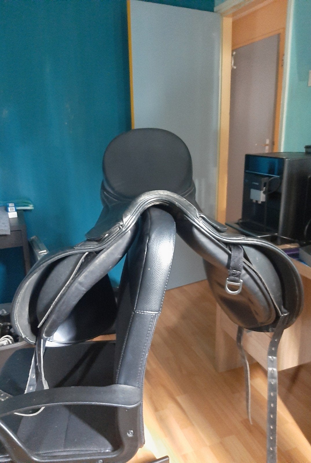 Paardenzadel 17 inch, Ophalen, Gebruikt, Dressuur, Overige merken