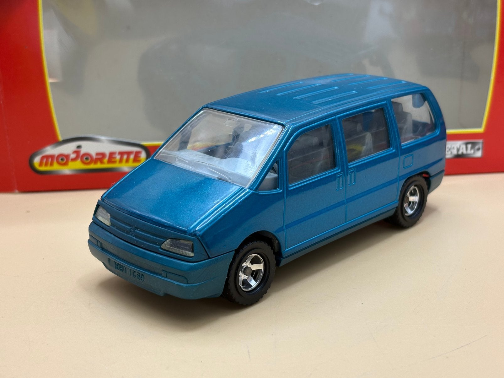 Peugeot 806 1:32 Majorette Super Maxi, Ophalen of Verzenden, Gebruikt, Auto, Overige merken