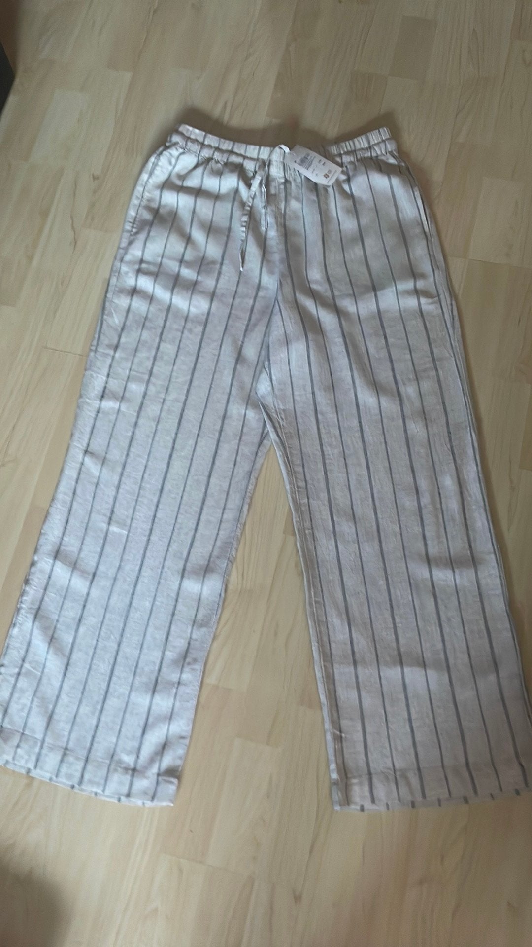Nieuw creme grijs streep broek maat 38/M, Kleding | Dames, Broeken en Pantalons, Maat 38/40 (M), Nieuw, Ophalen of Verzenden, Grijs