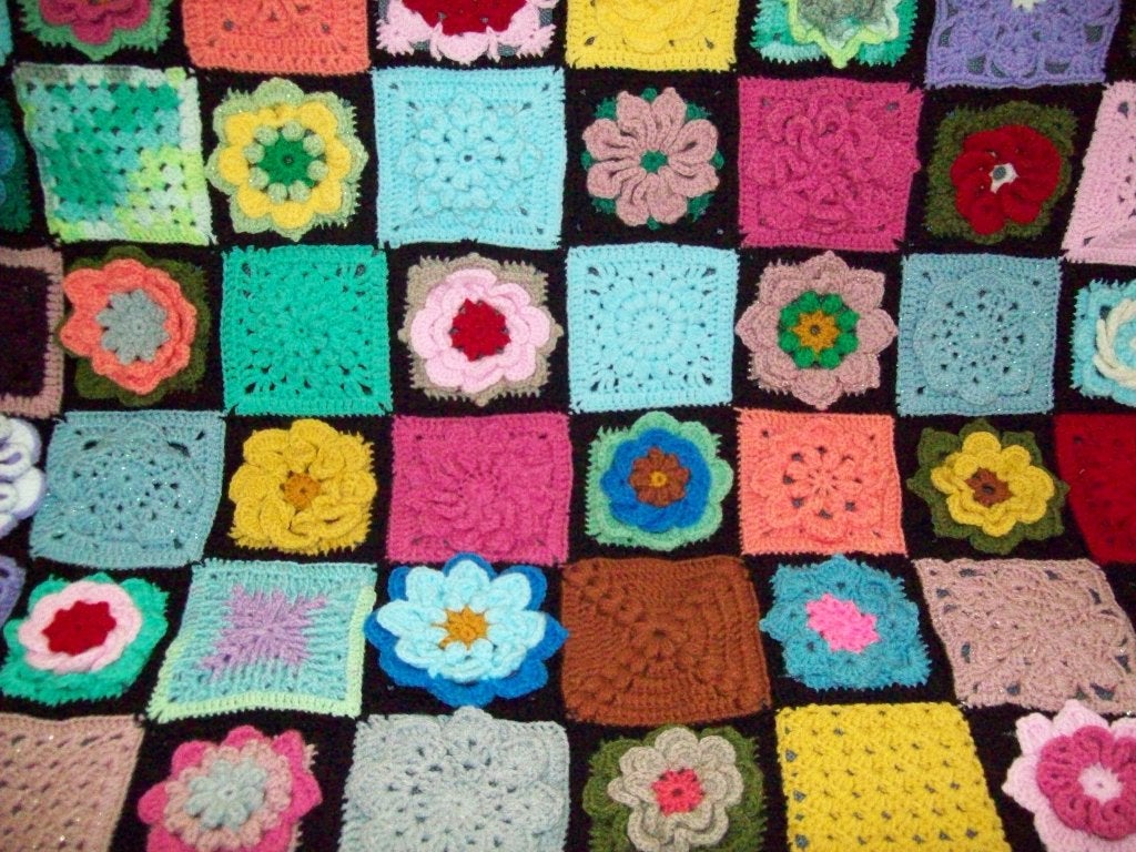 Gehaakte Plaid met Bloemen, Huis en Inrichting, 135 cm, Overige kleuren, Wol, Nieuw