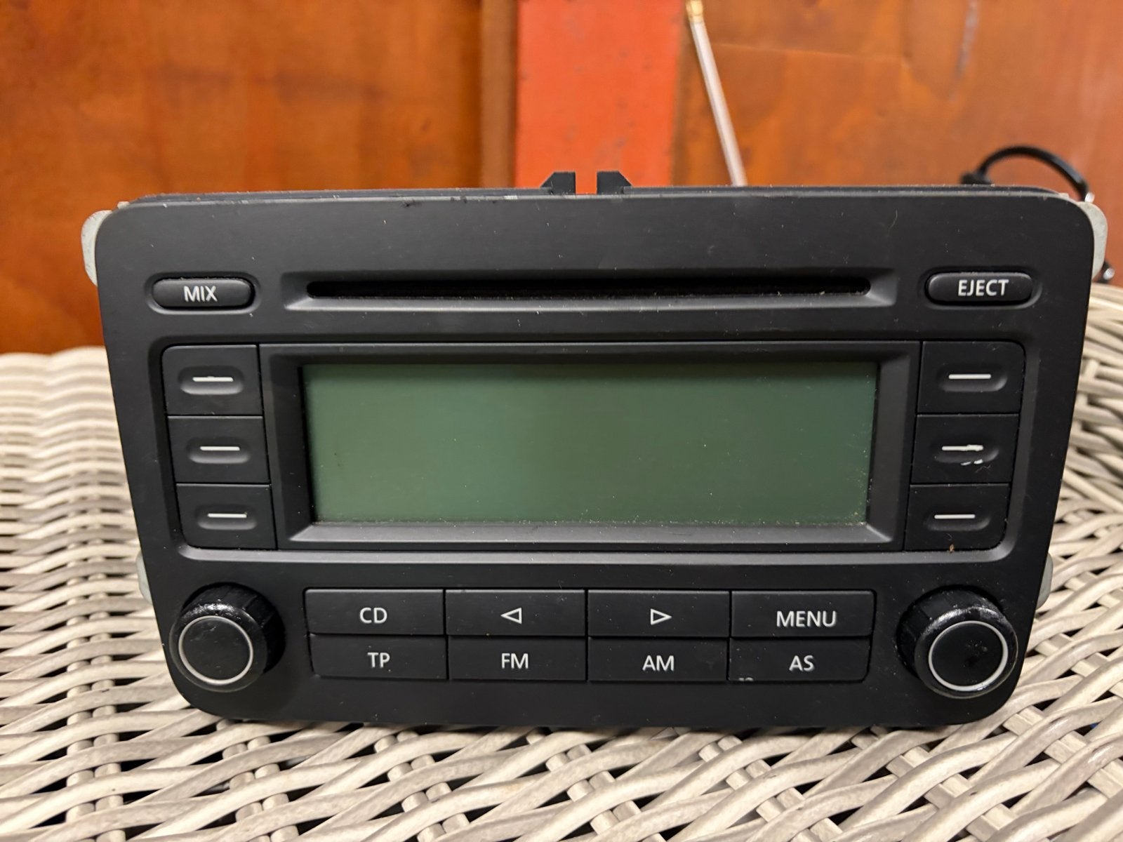Volkswagen RCD 300 autoradio met CD-speler, Auto diversen, Autoradio's, Ophalen of Verzenden, Gebruikt