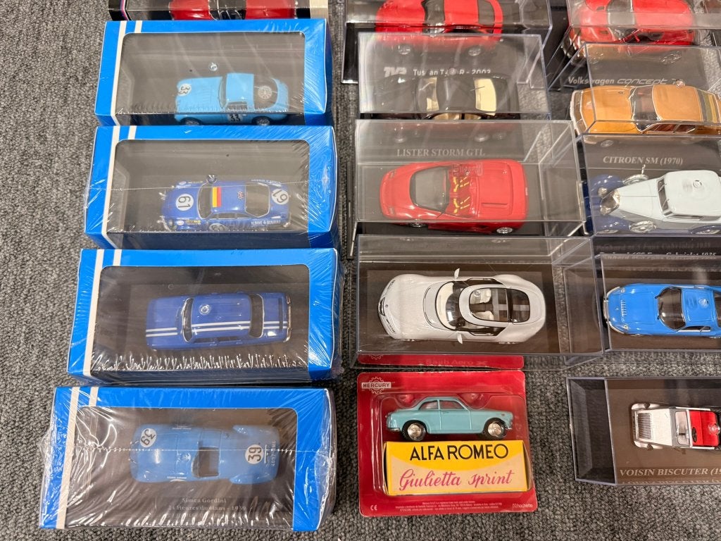 35x Atlas Edison New-Ray Motormax Altaya Alfa etc 1:43, Gebruikt, Auto, 8124AD Wesepe, Info@dinkytoysinkoop.nl