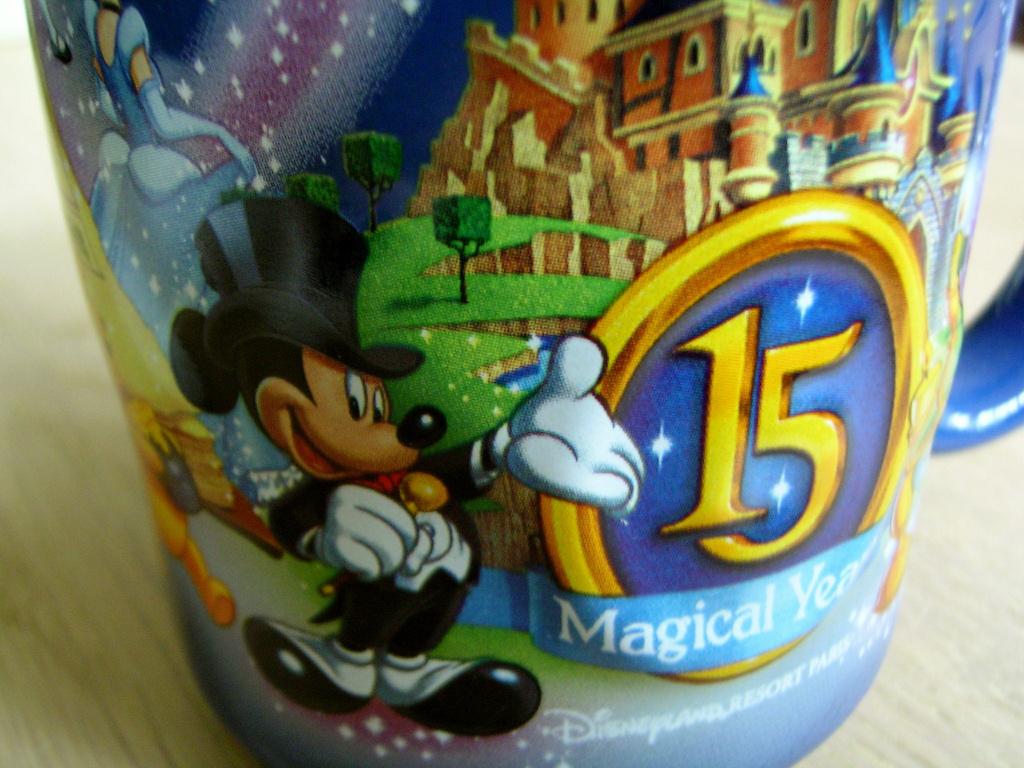 Disneyland Paris grote unieke Beker/Mok/Mug 15 Magical Years, Ophalen of Verzenden, Mickey Mouse, Nieuw, Servies