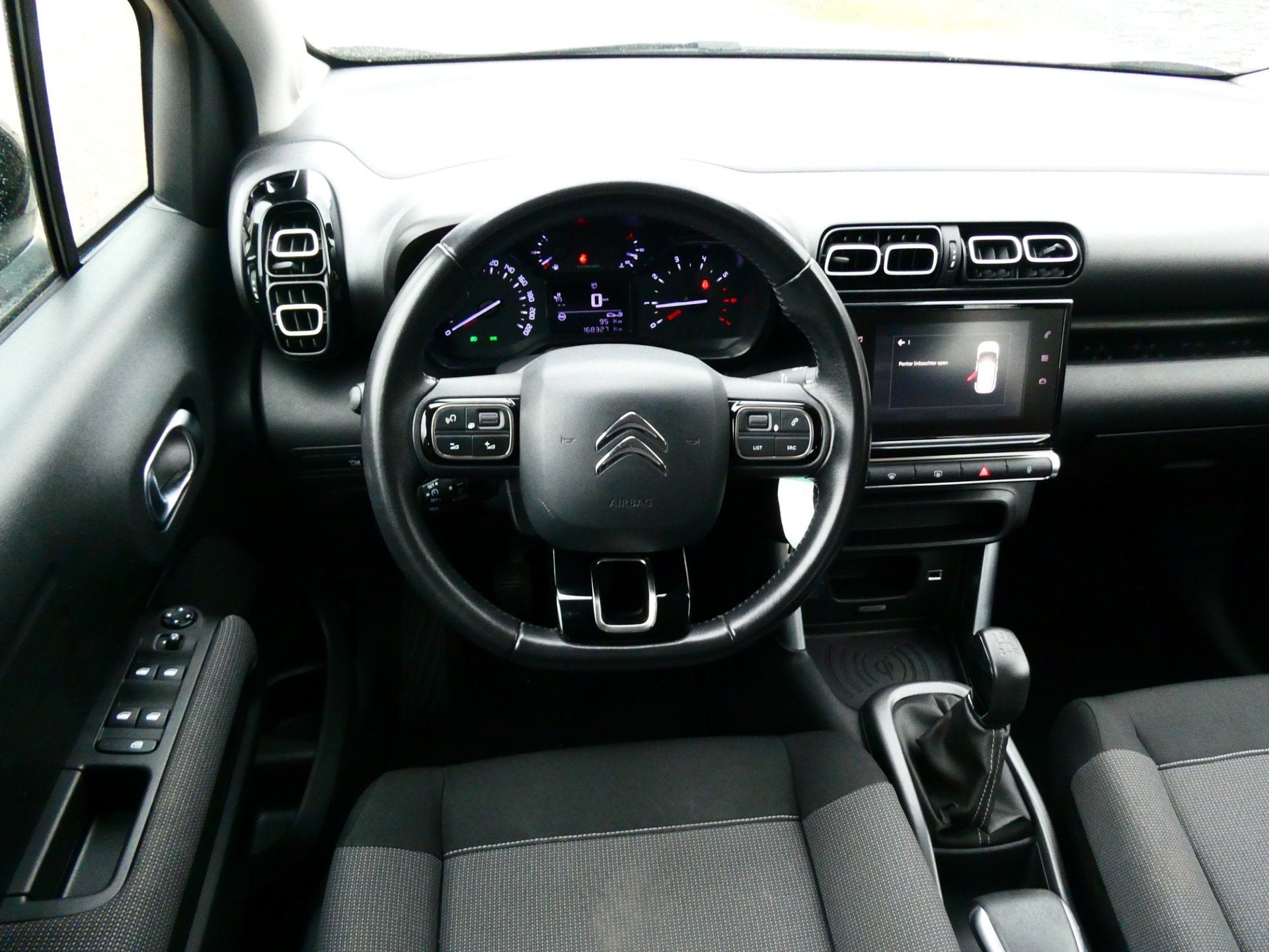 Citroen C3 Aircross 1.2i Feel 1e eigenaar Clima Cruise Navi, Voorwielaandrijving, Gebruikt, Euro 6, 1199 cc