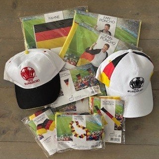 Duitsland WK artikelen! SLINGERS, VLAGGEN, CAPES 2.000 stuks, Maat XS of kleiner, Ophalen of Verzenden, Nieuw, Overige typen