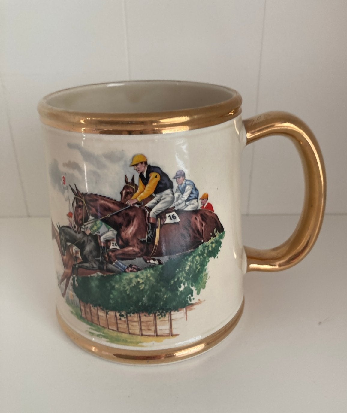 Vintage Gibsons Staffordshire beker paarden race, Antiek en Kunst, Verzenden
