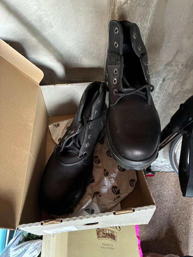 Veiligheids- / werkschoenen maat 48, Ophalen of Verzenden, Nieuw