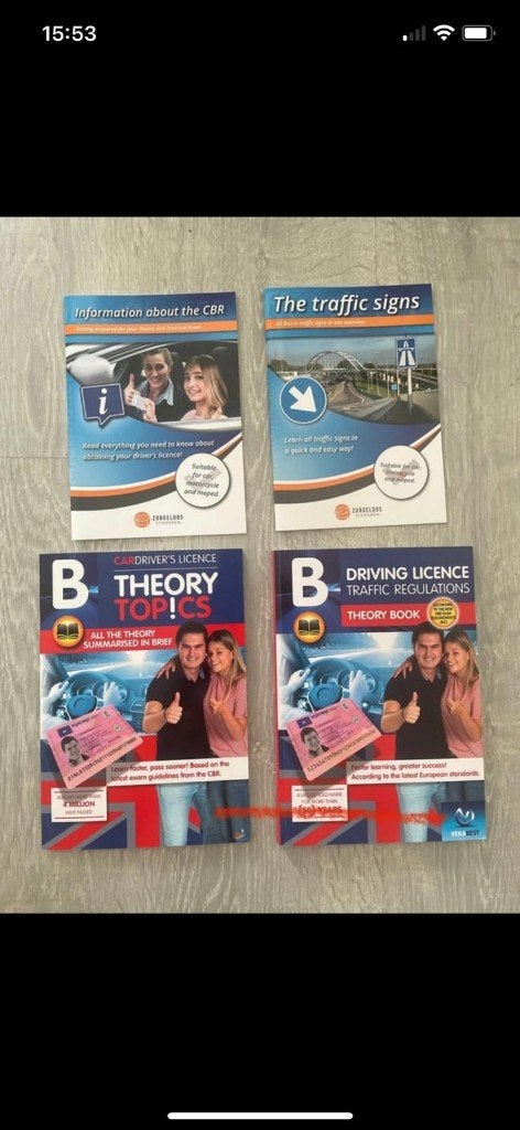 Driving license exam books, Ophalen, Beta, Zo goed als nieuw