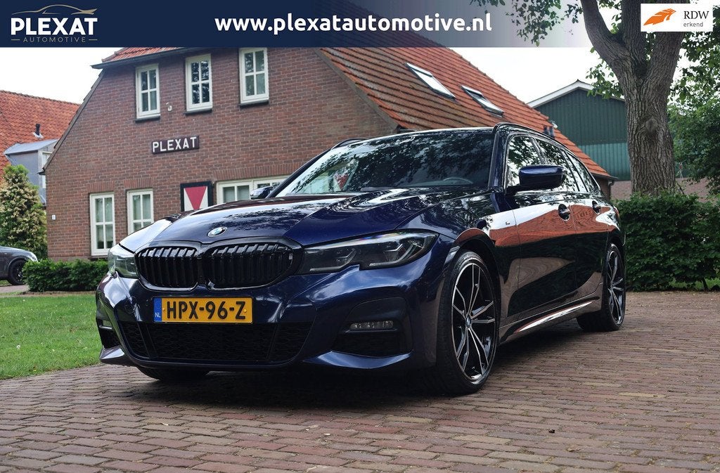 BMW 3-serie Touring 320d Aut. | M-pakket | Stoelverwarming |, Auto's, BMW, Achterwielaandrijving, Blauw, Leder, 3-Serie