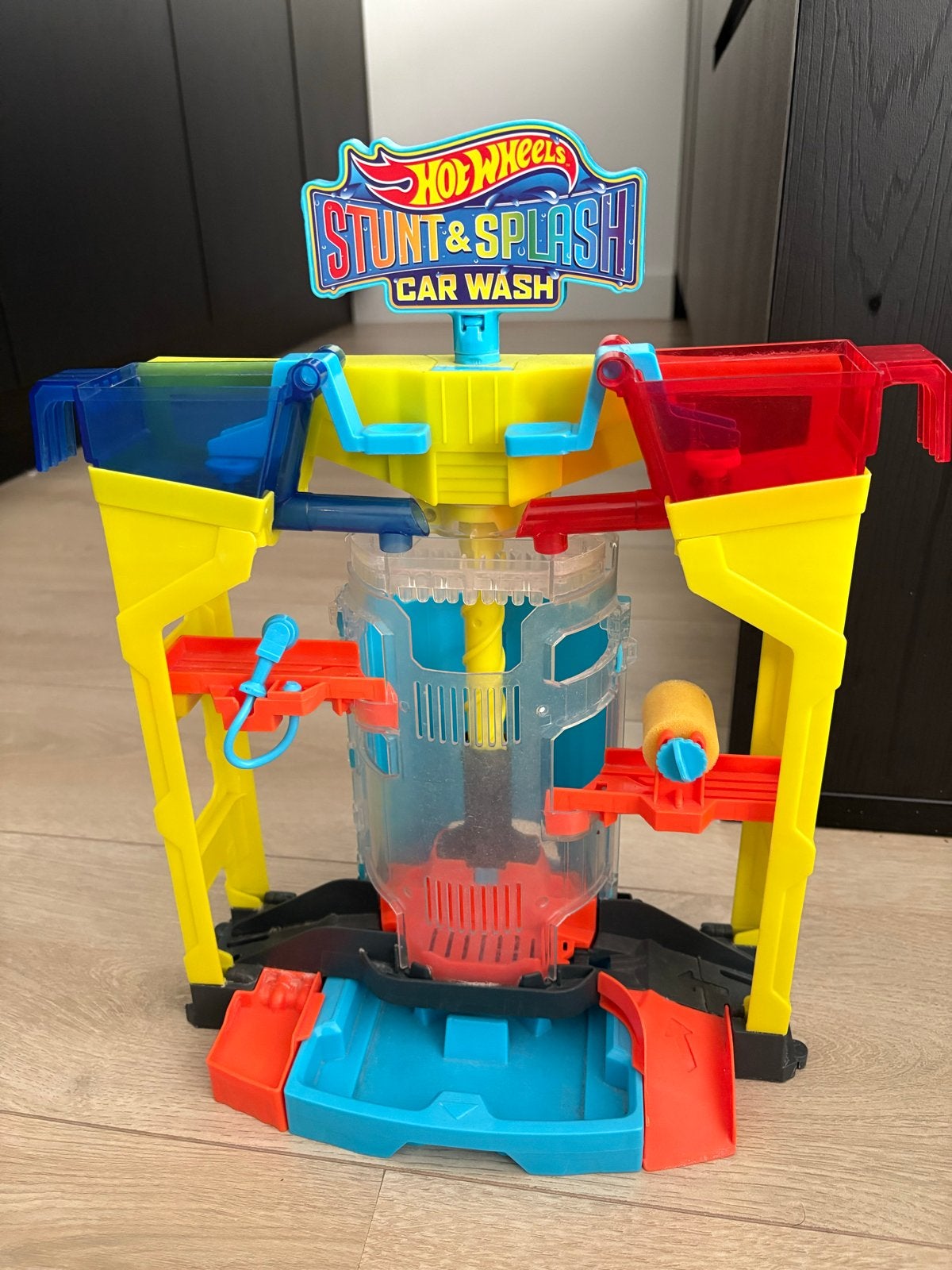 Hot Wheels Stunt & Splash Car Wash Speelset, Ophalen, Zo goed als nieuw, Jongen of Meisje