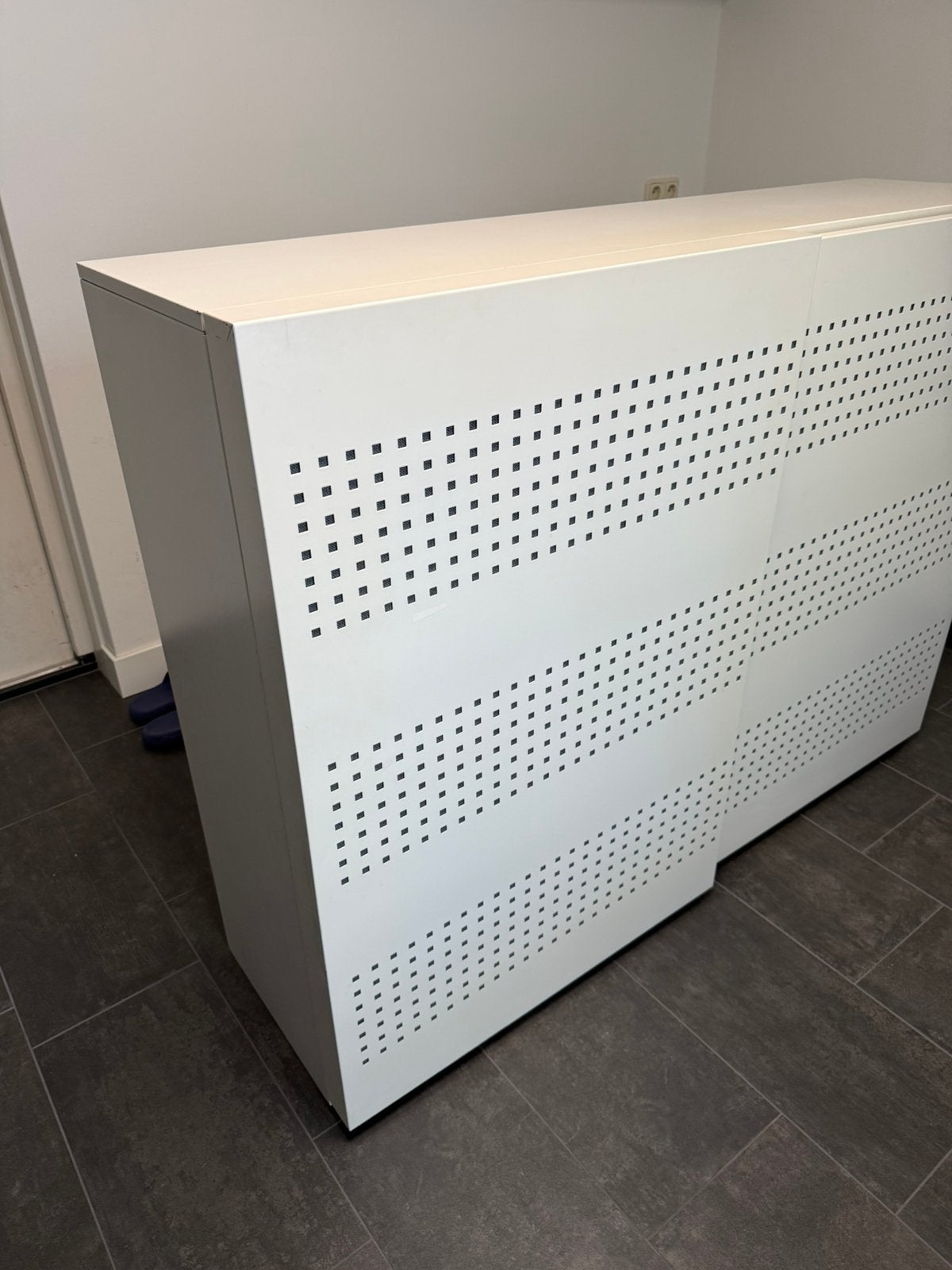 Akoestische kast, Ophalen, Zo goed als nieuw, 25 tot 50 cm