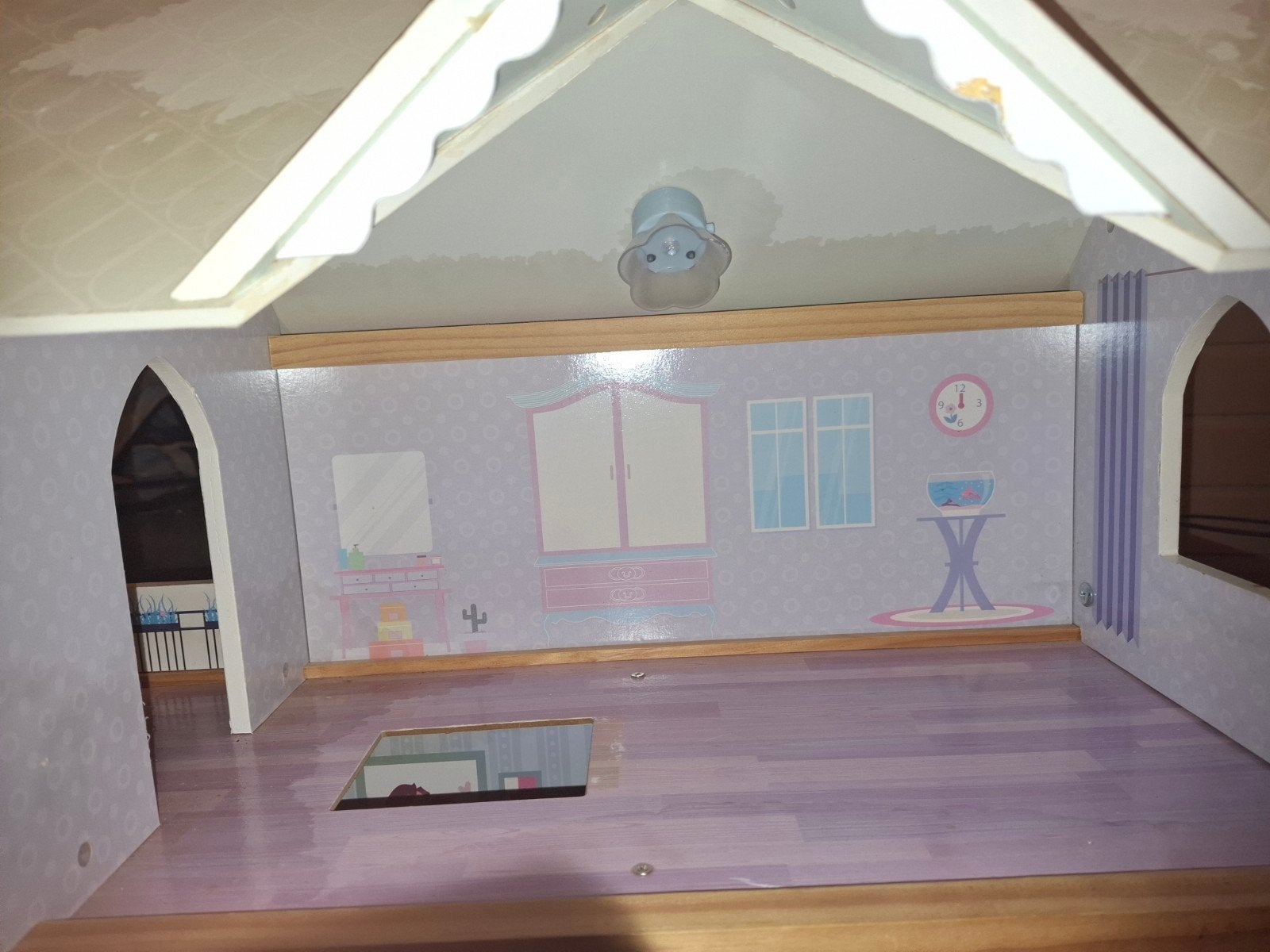 Te koop een heel groot poppenhuis, Ophalen, Poppenhuis