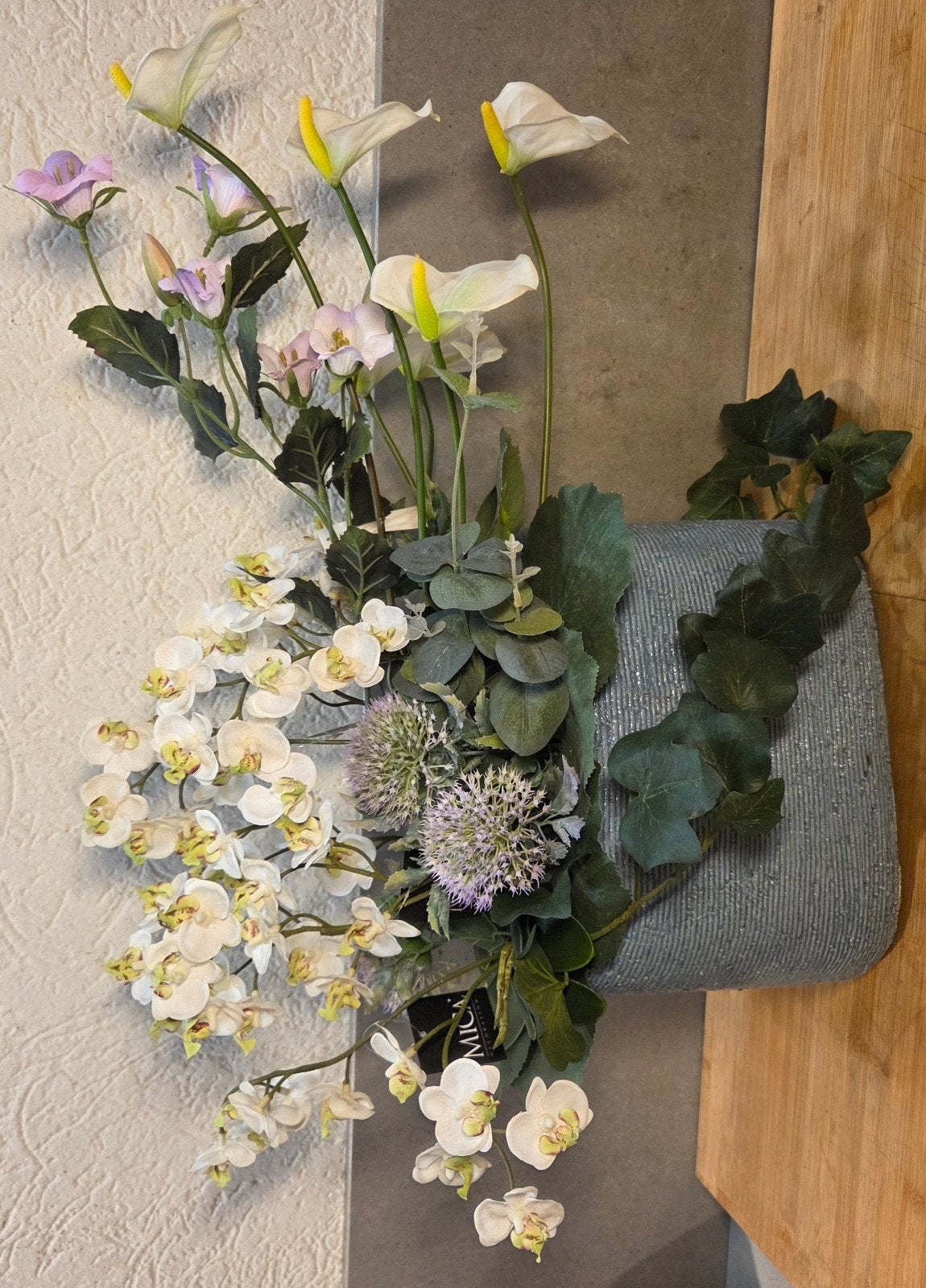 Mooi bloemstuk met nieuwe kunstbloemen, Ophalen, Binnen, Nieuw, Overige merken