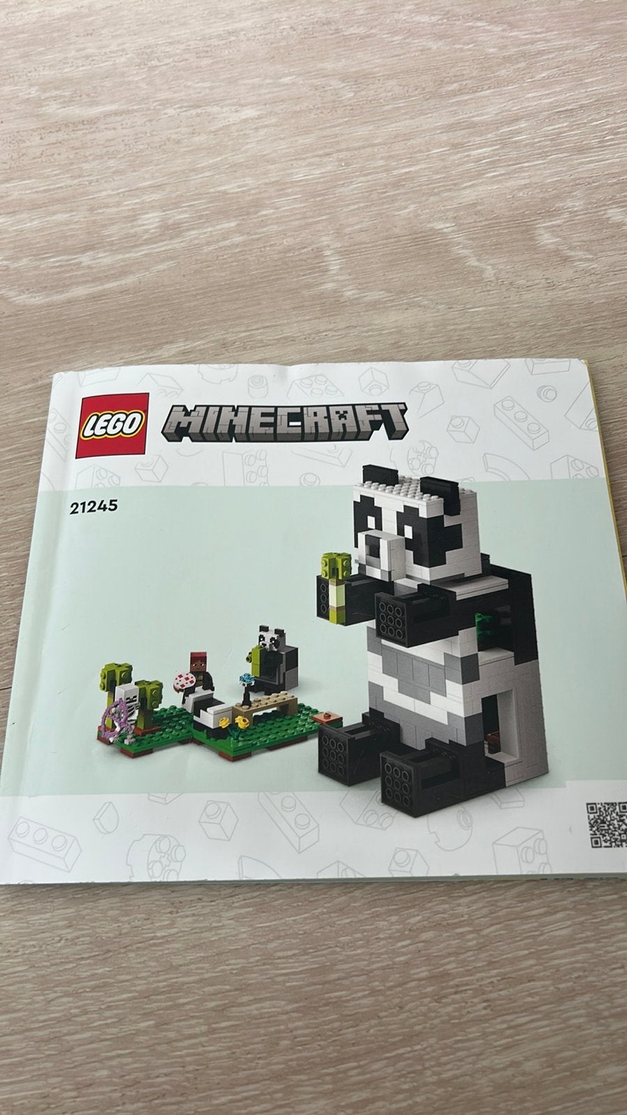LEGO Minecraft 21245 De Panda Opvang Compleet met doos en bo, Ophalen of Verzenden, Zo goed als nieuw