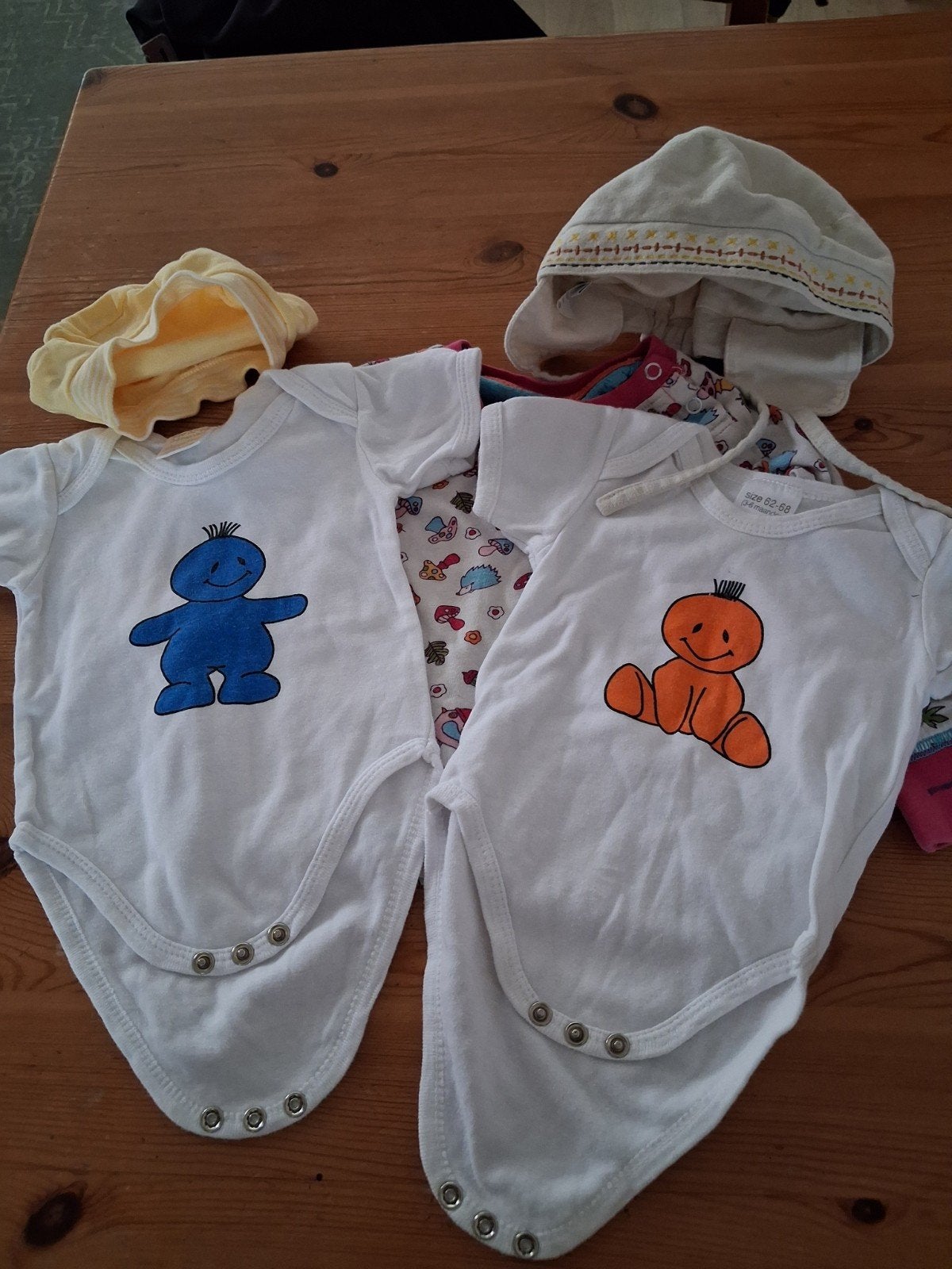 Babyrompertjes mt 62-68 en 2 mutsjes, Ophalen of Verzenden, Gebruikt, Maat 62