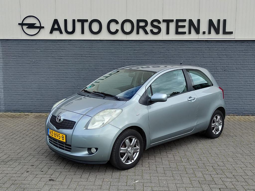 Toyota Yaris 1.0 VVTi 3Drs Airco Elek.Ramen+Spiegels Lmv, Voorwielaandrijving, 970 kg, 996 cc, Bedrijf