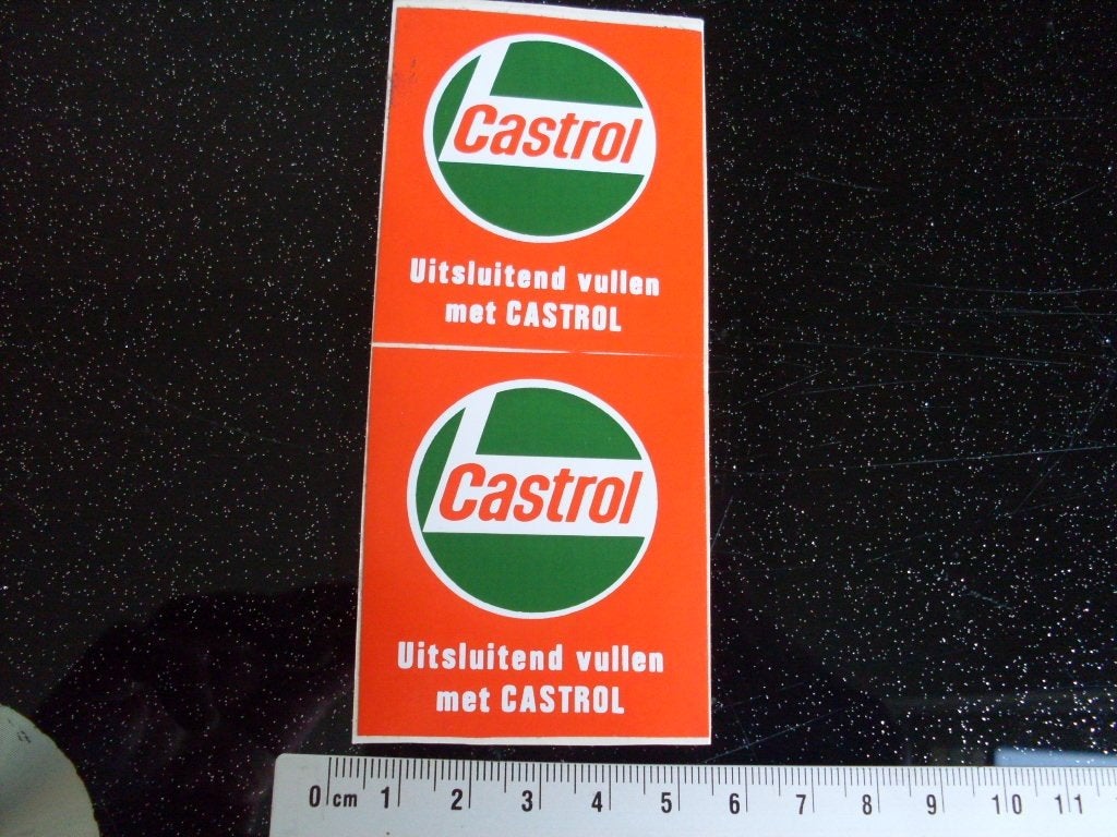 2x sticker uitsluitend vullen met Castrol logo olie oil, Verzenden, Zo goed als nieuw, Merk