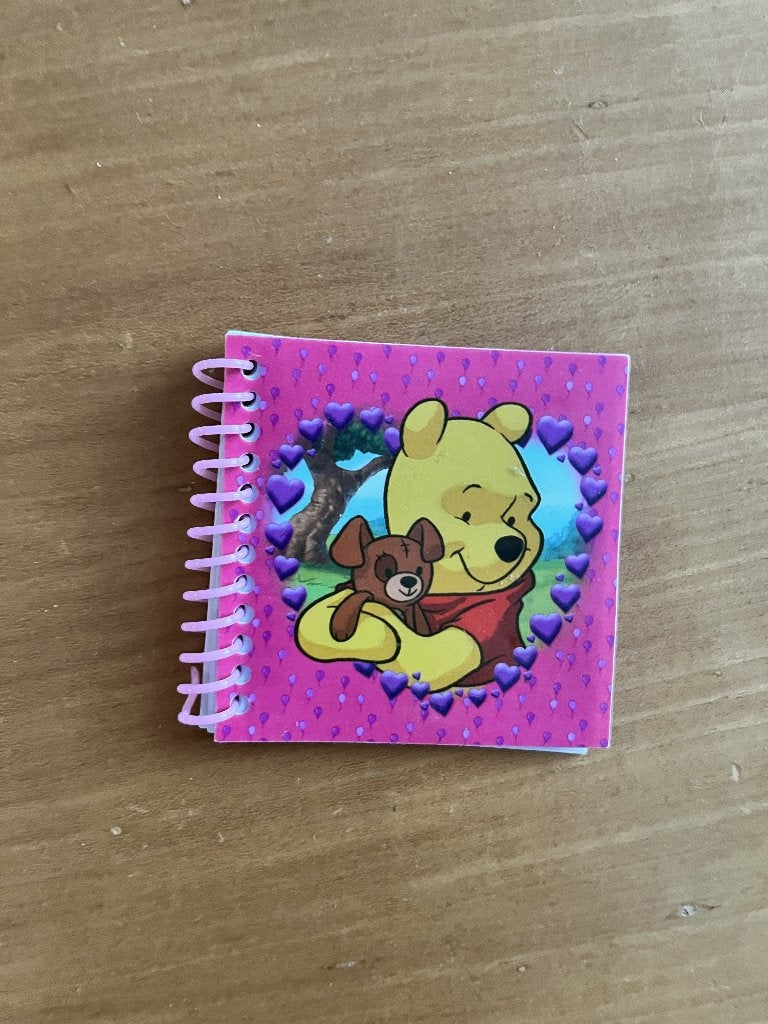 Winnie de Pooh, klein notitieblokje, Ophalen of Verzenden, Winnie de Poeh of vrienden, Zo goed als nieuw, Papier, Kaart of Schrift
