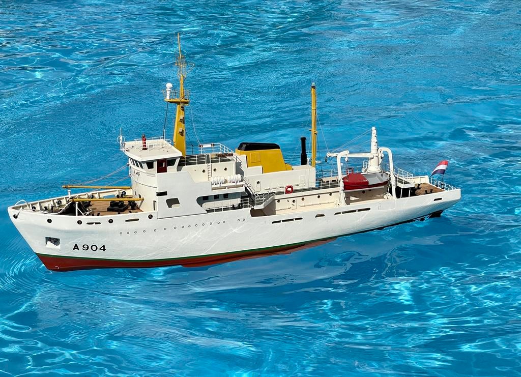 Gedetailleerd model van een reddingsboot (A904), Zo goed als nieuw, Ophalen, Overige merken, Groter dan 1:32
