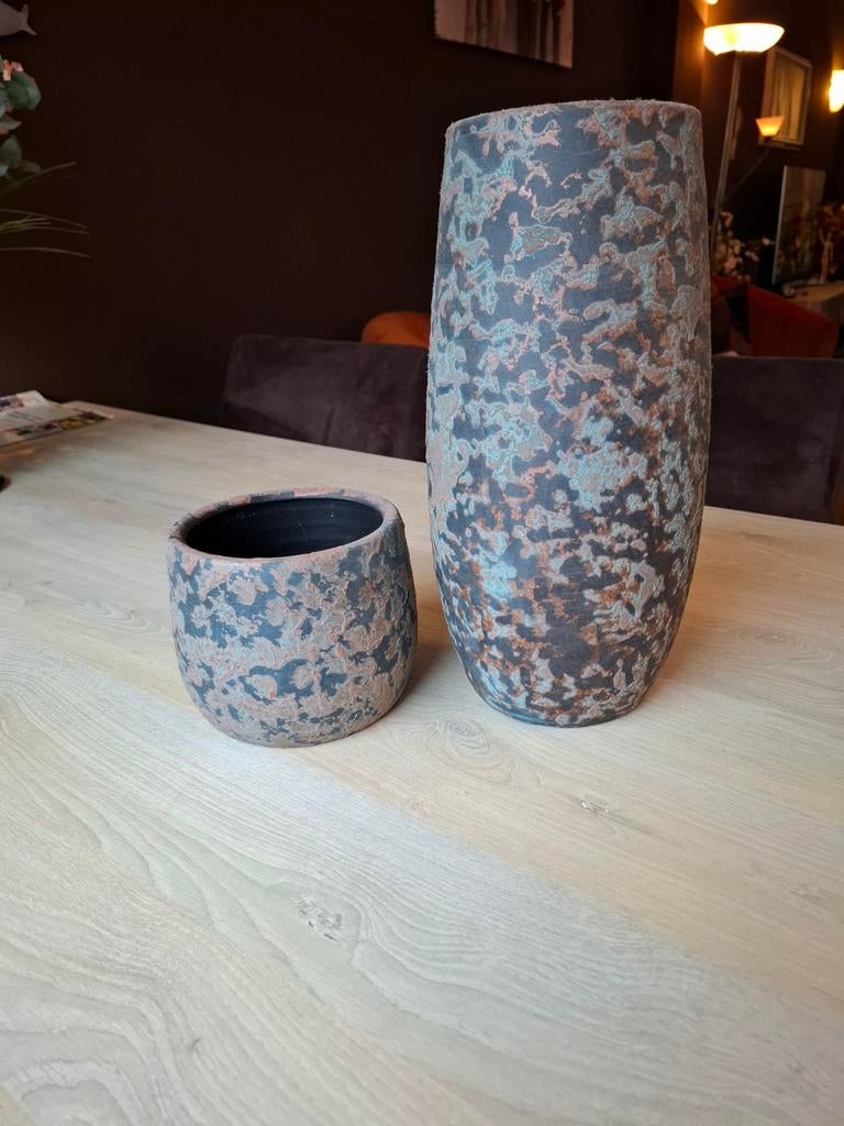 Bloempotten, Ophalen, Steen, Overige kleuren, Zo goed als nieuw