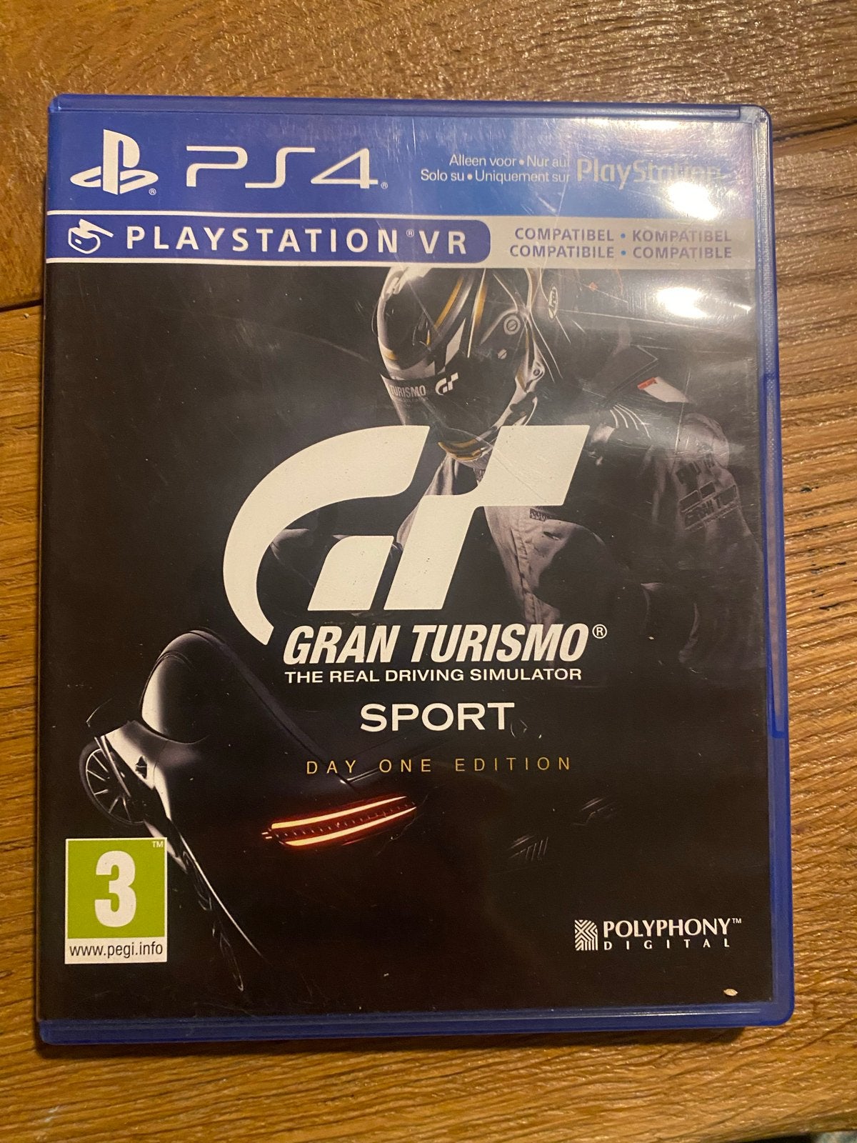 Gran Turismo Sport Day One Edition PS4 - Zo goed als nieuw, Ophalen, Online, 1 speler, Racen en Vliegen