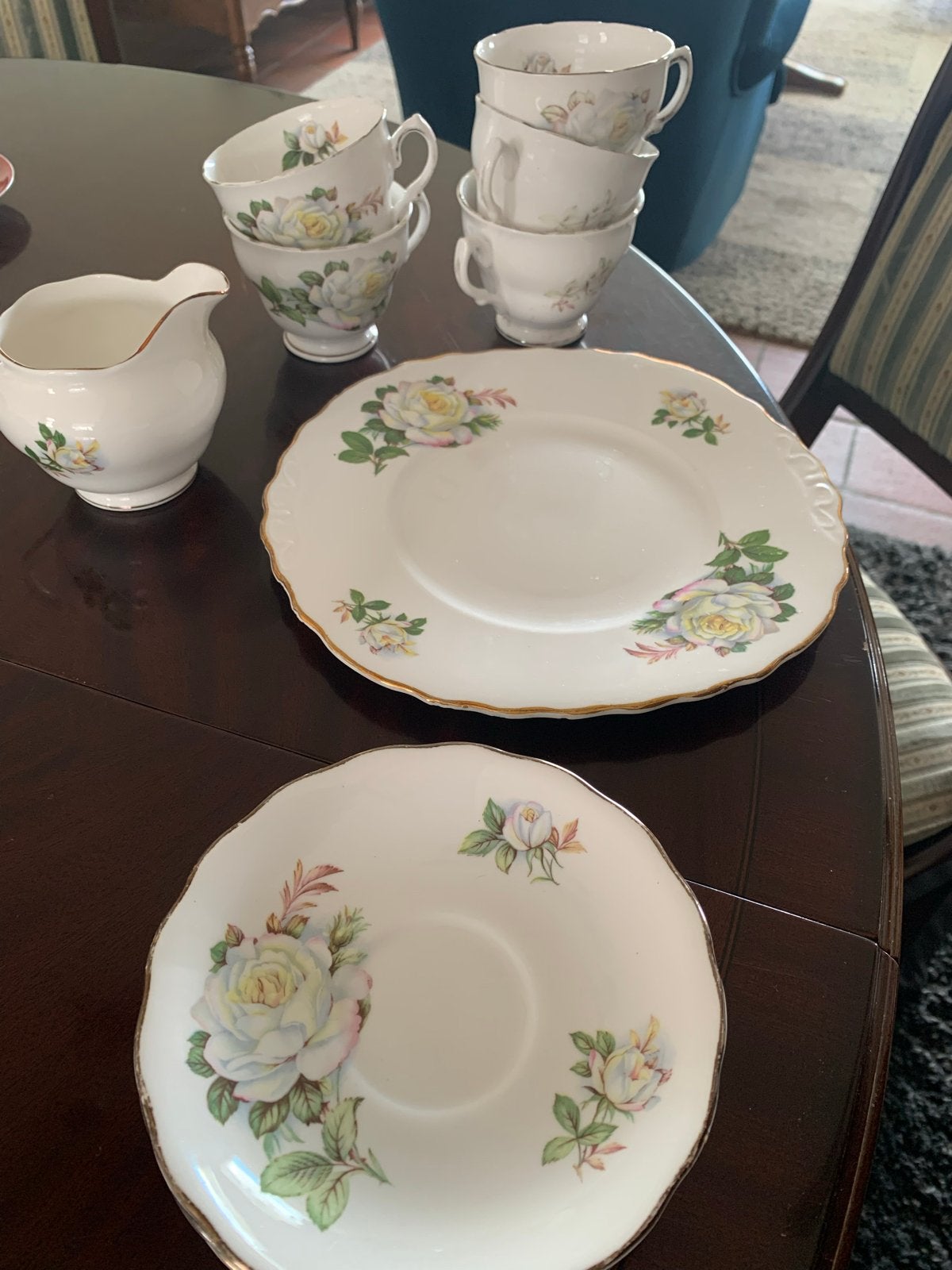 Vintage Bone China Theeservies - Rozenmotief, Ophalen