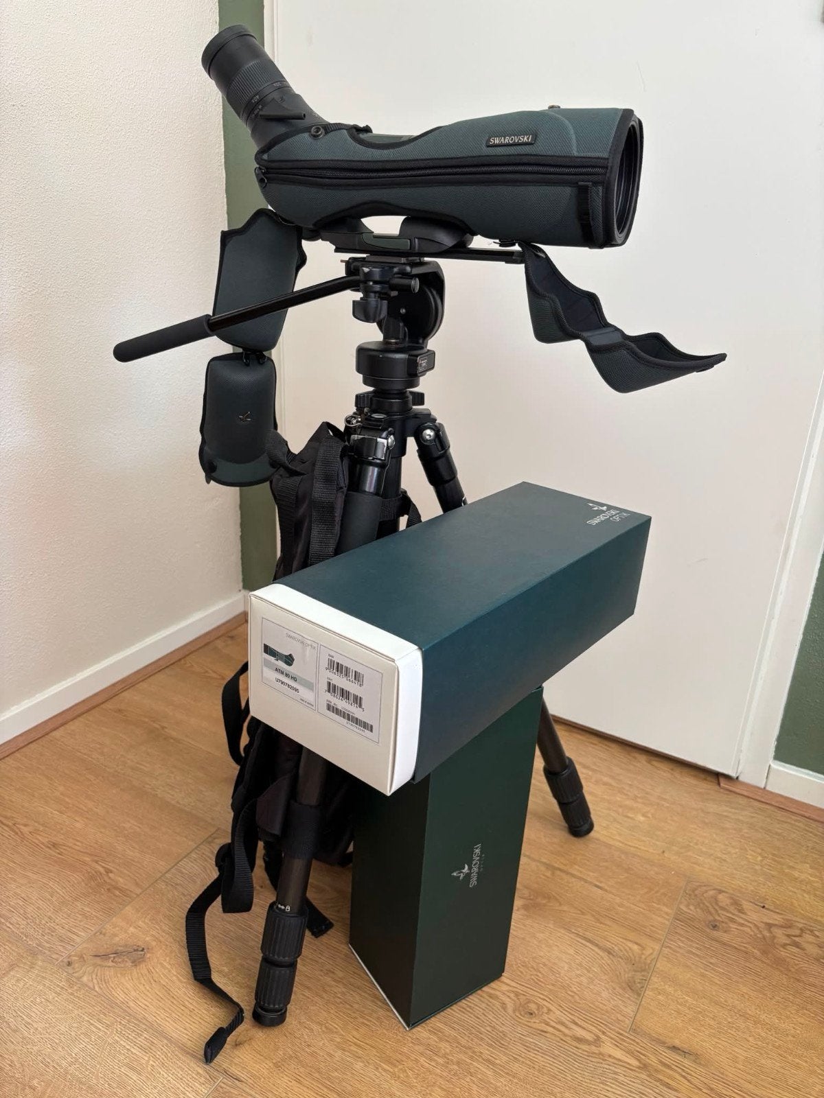 Swarovski ATM 80 HD 25-50x, Lenzentelescoop (refractor), 80 tot 200 mm, Verzenden, Met statief