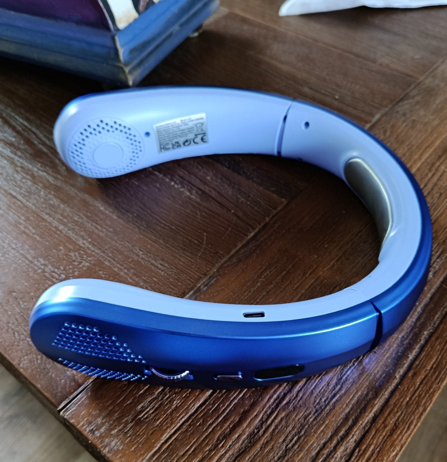 Blauwe nek ventilator nieuw oplaadbaar, Ophalen of Verzenden, Nieuw, Overige
