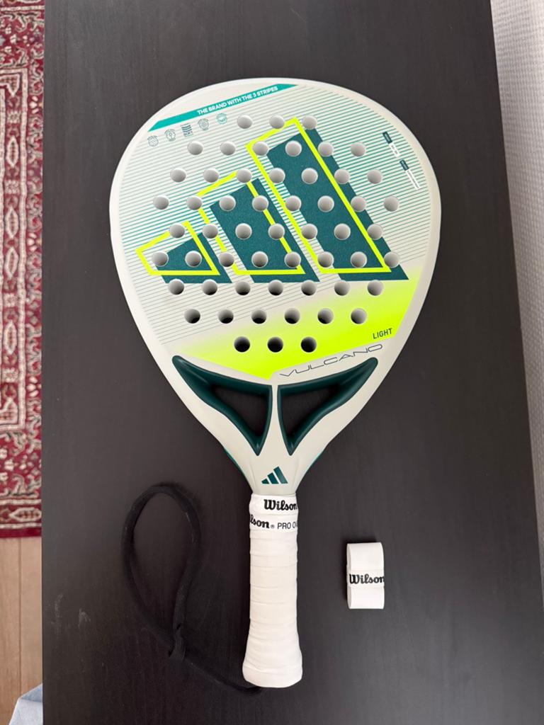 Adidas Vulcano Light 3.0 (incl nieuwe Wilson grip), Ophalen of Verzenden, Zo goed als nieuw, Padelracket