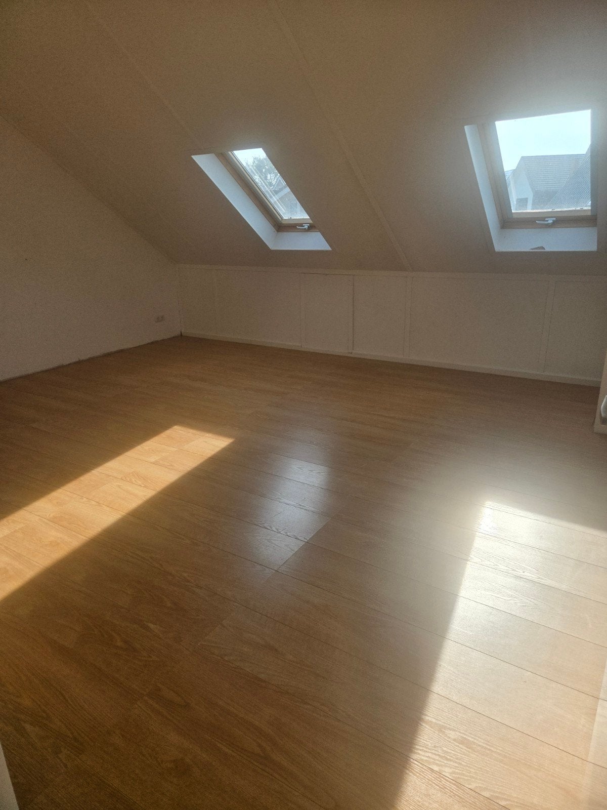 Laminaatvloer met isolatie ca. 45-50 m2 - Gratis af te halen, Ophalen, 30 cm of meer, 50 tot 150 cm, Zo goed als nieuw