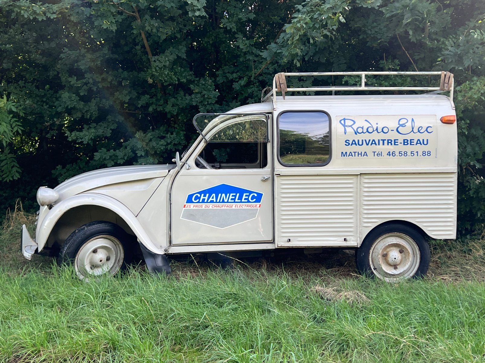 Citroen Azu 250 Besteleend 1971 (1 Franse eigenaar), Auto's, Oldtimers, Voorwielaandrijving, Citroën, Beige, Bruin