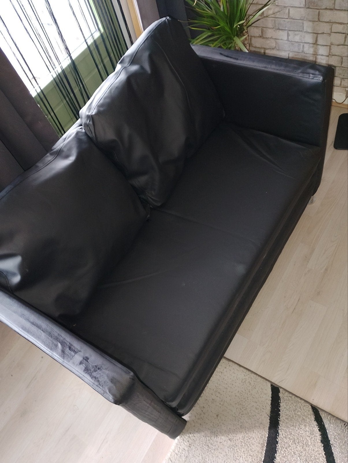 Zwarte slaapbank/futon - Compact en veelzijdig, Ophalen, Modern en functioneel, Gebruikt, Eenpersoons