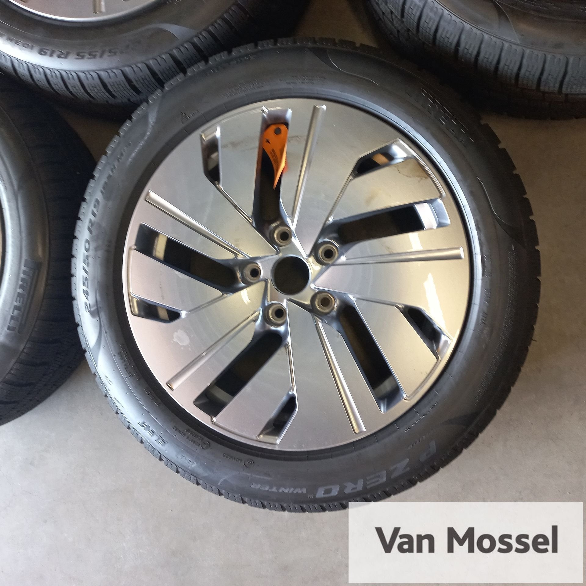 Audi A6 E-Tron Pirelli PZero Winter 225/55/R19 103H 245/50/R, 19 inch, Gebruikt, -, -