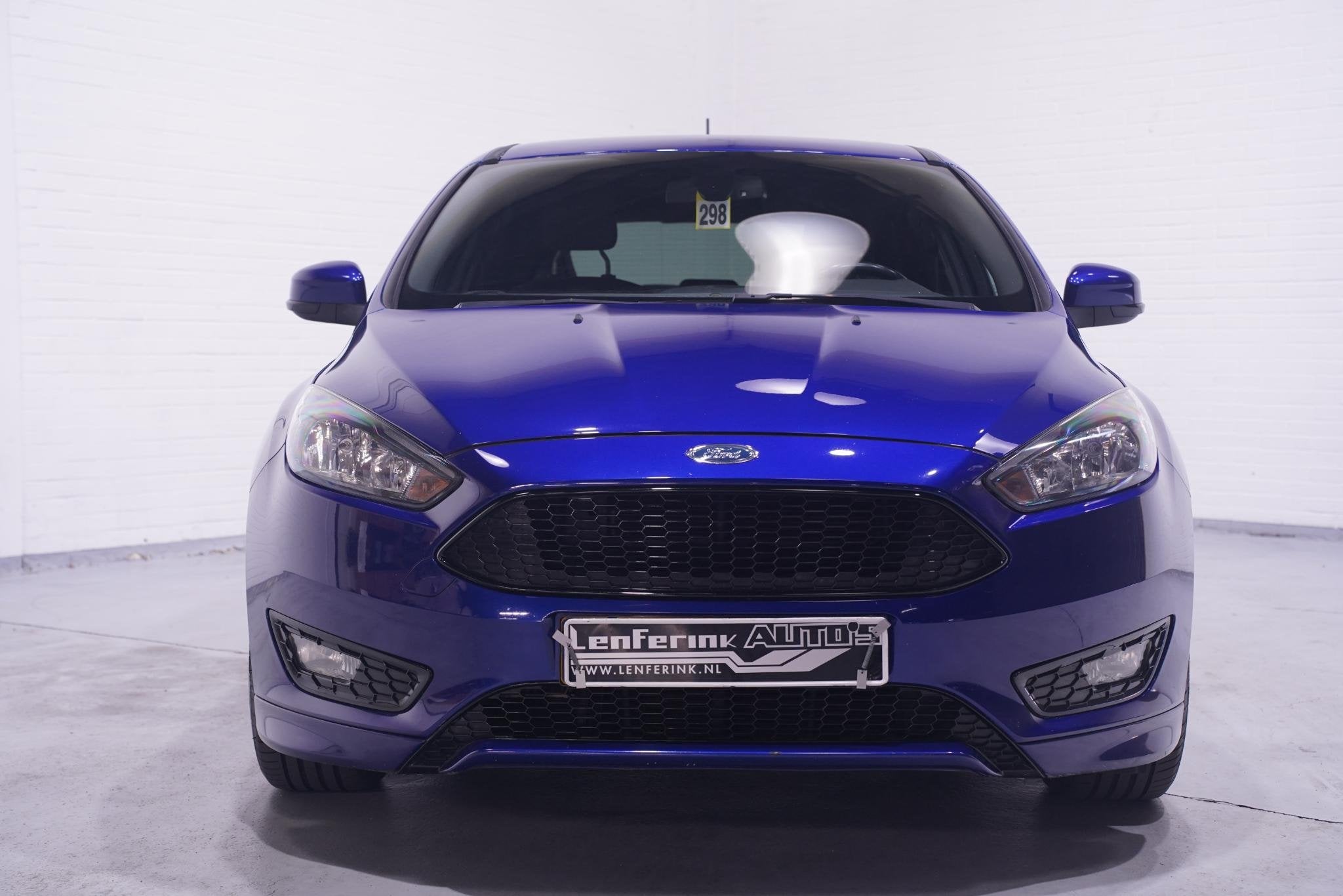 Foto 2 van Ford Focus 1.0 ST-Line Navi Cruise Parkeersensor