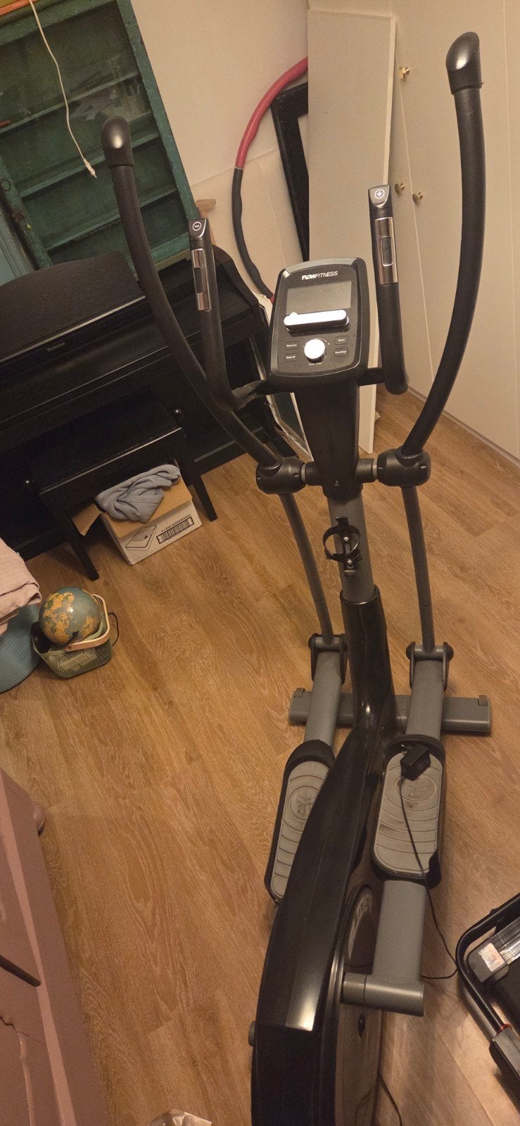 Flow Fitness Crosstrainer, Ophalen, Gebruikt, Benen, Crosstrainer