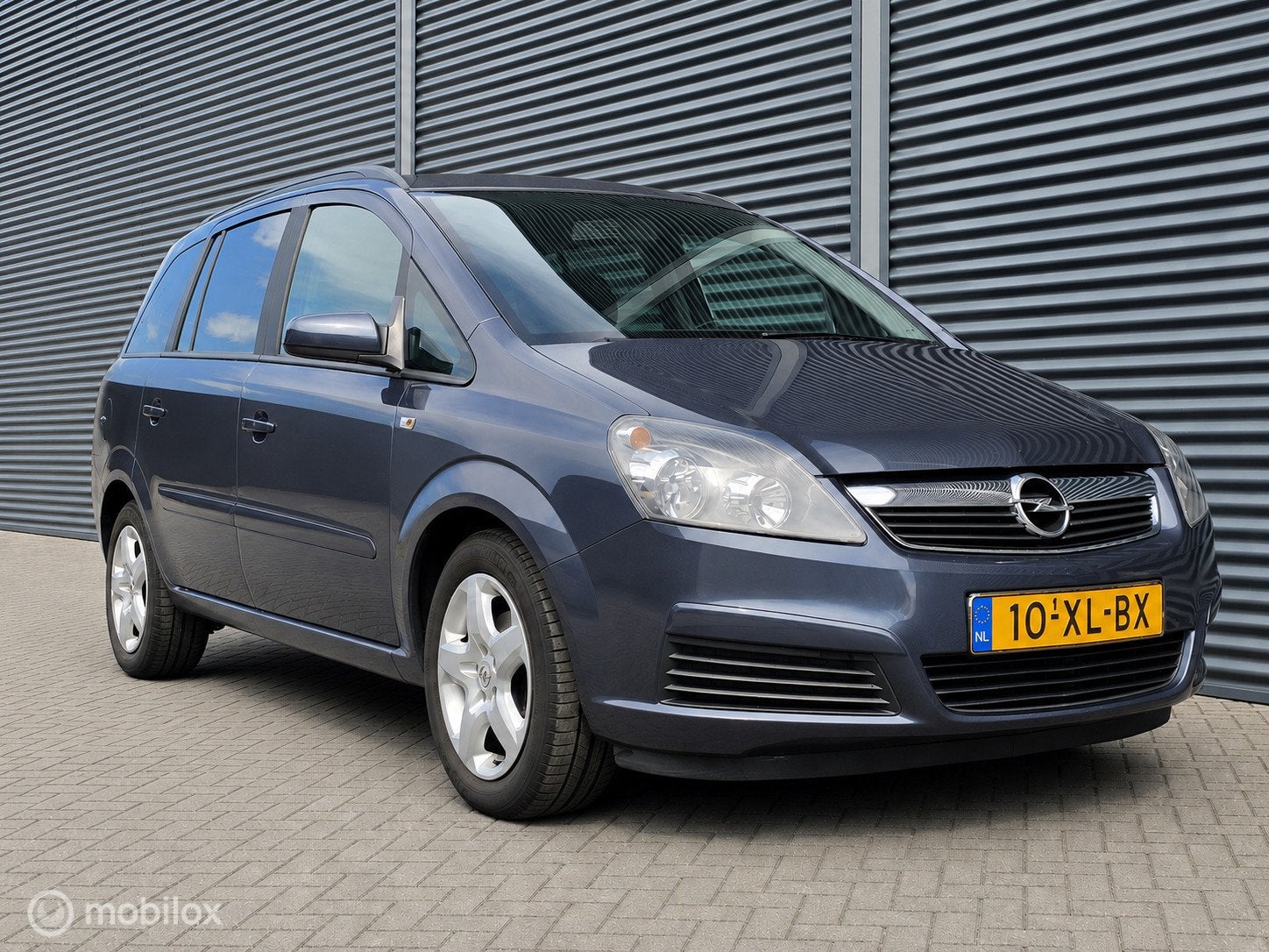 Opel Zafira 1.8 | AIRCO | CRUISE | 2e EIGENAAR | NIEUWE APK, Auto's, Stof, Gebruikt, Zwart, 4 cilinders