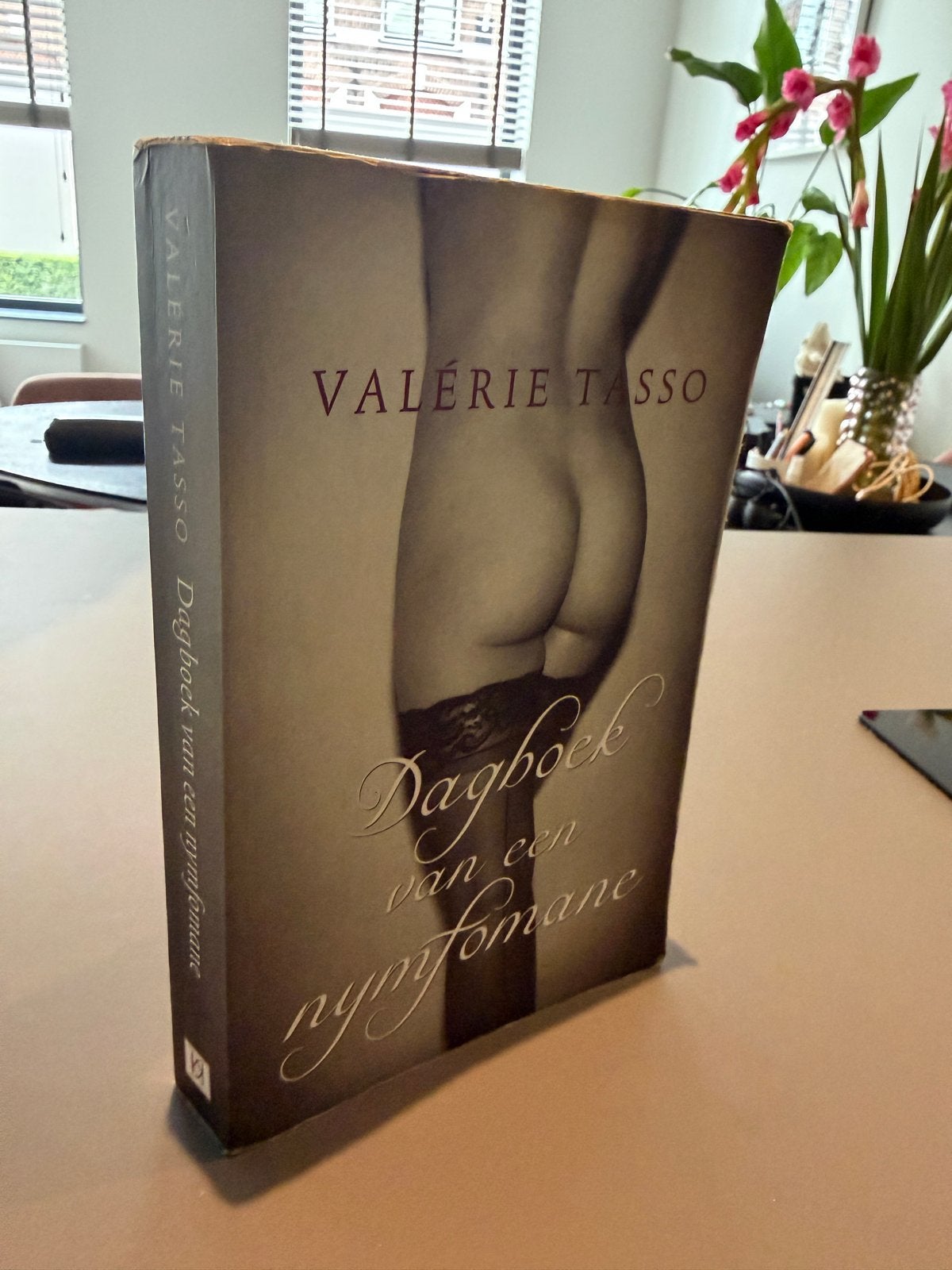 Valérie Tasso - Ik verloor mijn maagdelijkheid, Ophalen of Verzenden, Gelezen, Nederland