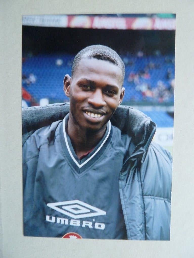 Foto   Jatto.Ceesay. Willem II.  2001/2002.  10 x 15 cm, Ophalen of Verzenden, Zo goed als nieuw, Willem II, Overige typen