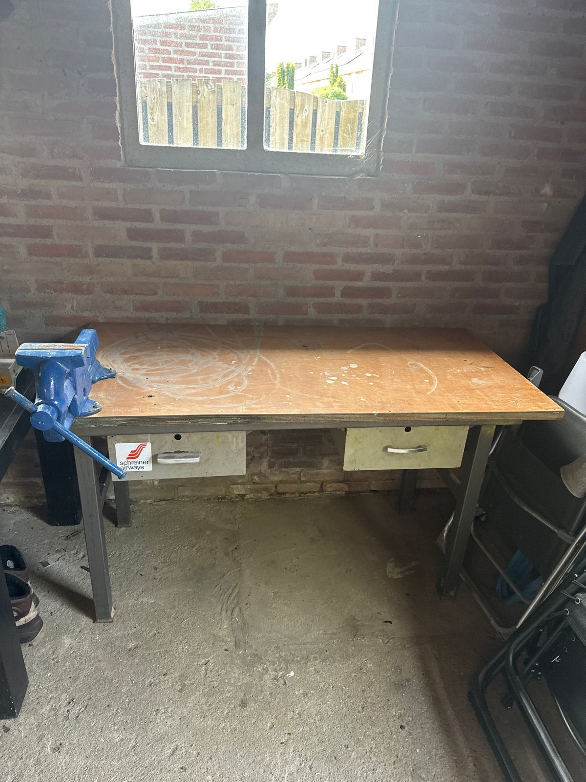 Werkbank met Heuer bankschroef en 2 laden, Doe-het-zelf en Verbouw, Werkbanken, Ophalen of Verzenden, Gebruikt, 120 tot 170 cm