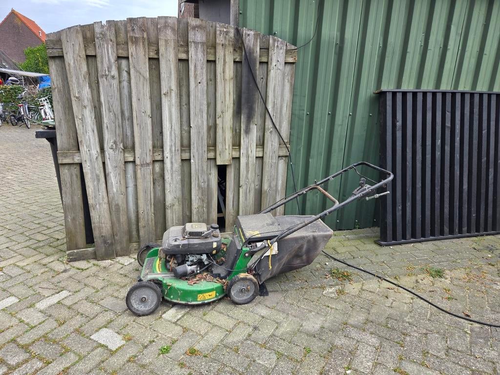 Grasmaaier. Loop sloop. Motor intact, Tuin en Terras, Grasmaaiers, Ophalen of Verzenden, Gebruikt
