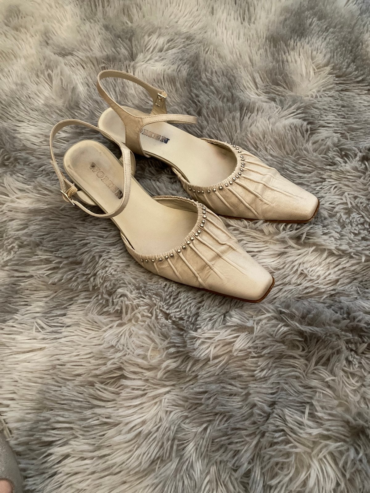 Prachtige slingbacks schoenen maat 39, Kleding | Dames, Schoenen, Schoenen met lage hakken, Beige, Ophalen of Verzenden, Zo goed als nieuw