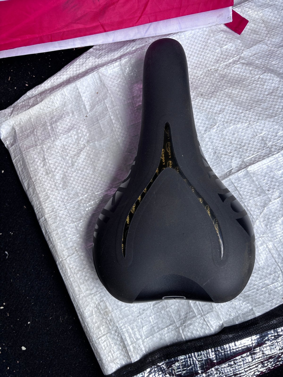 Selle Royal fietszadel - Zo goed als nieuw, Elektrische fiets, Kunststof, Ophalen of Verzenden, Zo goed als nieuw