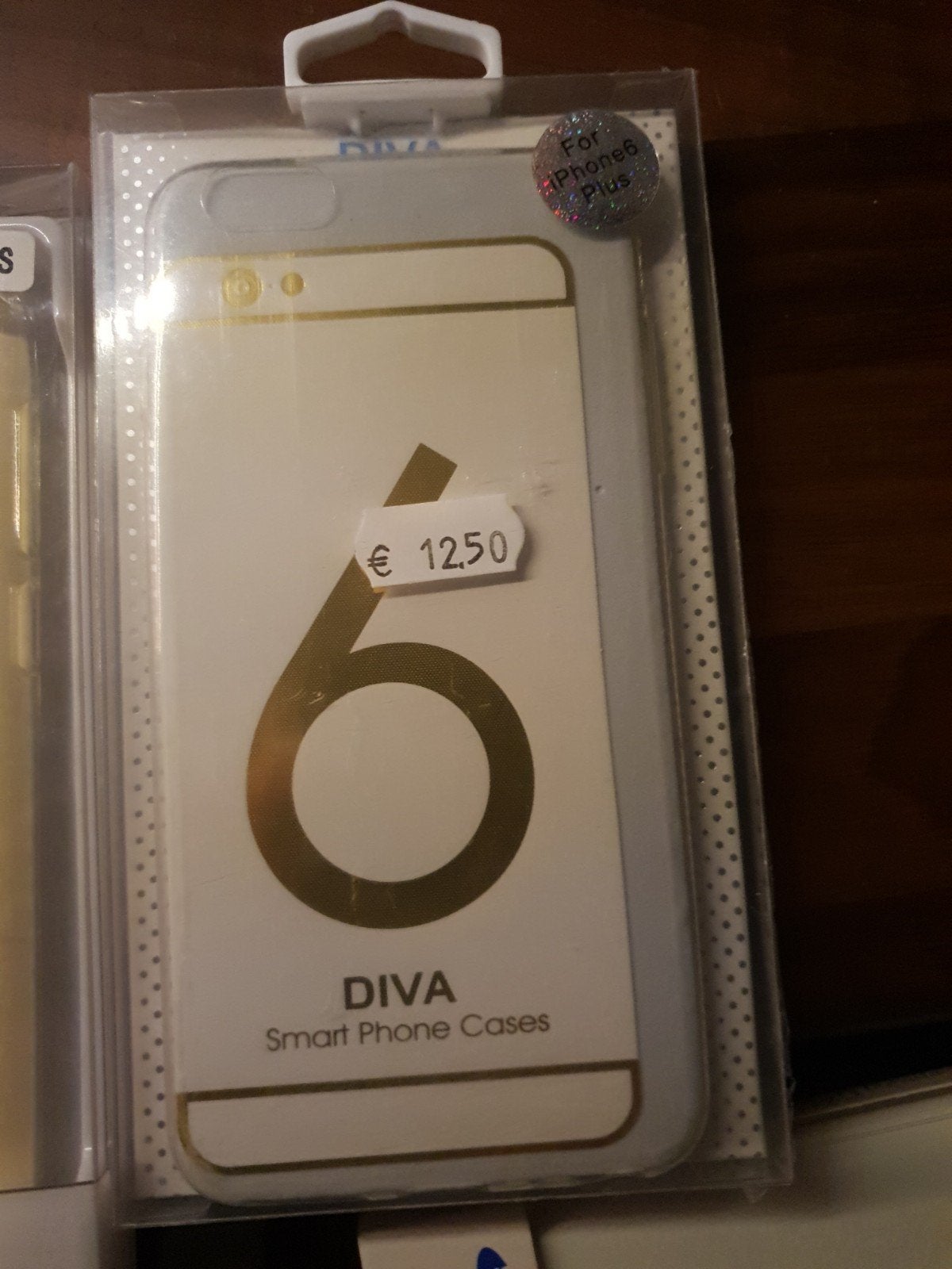 10x Diva Smart Phone Case voor iPhone 6 Plus - Wit/Goud, Telecommunicatie, Mobiele telefoons | Hoesjes en Frontjes | Apple iPhone