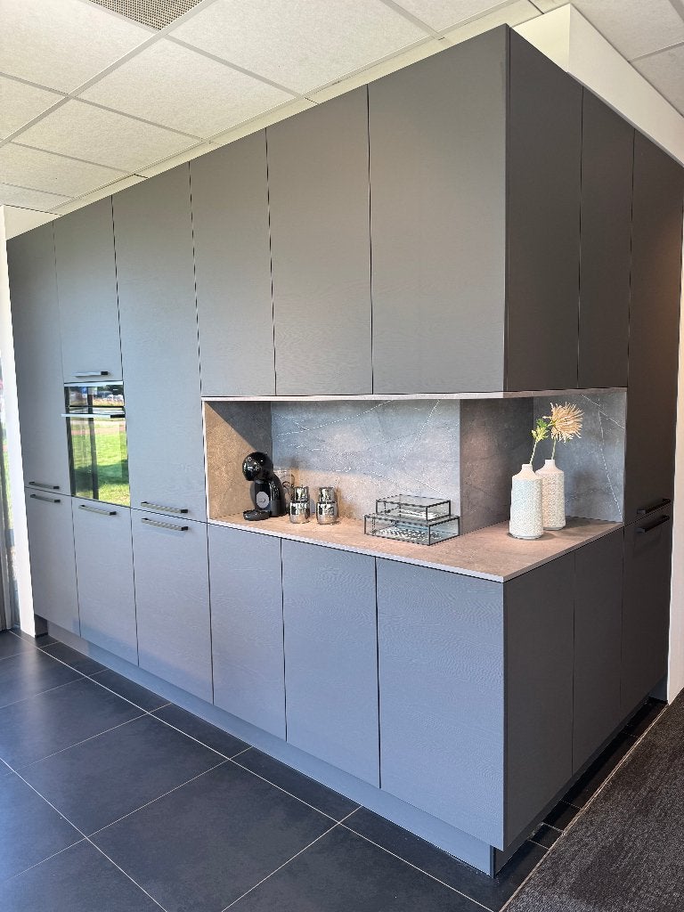 Showroomkeuken, Huis en Inrichting, Ophalen, Zo goed als nieuw, Met kookeiland, Composiet